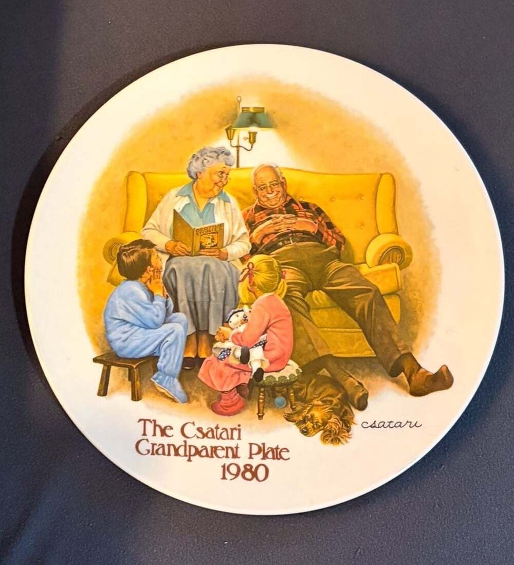 1980 Edwin M. Knowles 'The Bedtime Story' Collector Plate by Joseph Csatari